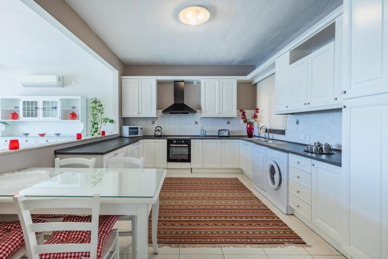 Stunning - Seafront 3-Bedroom 6Th Floor Sliema Luaran gambar